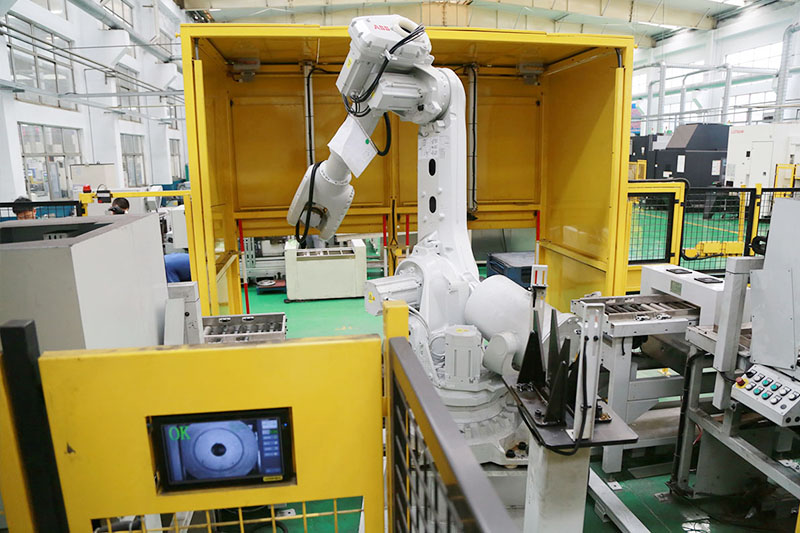 瑞士ABB自动线上件机器人